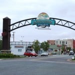 Downtown Anacortes is small, but doesn't lack for good restaurants - Bellisima is our favorite Italian restaurant, Rock Fish Grill is great for lunch pizzas, and Gere-A-Deli is good for takeaway sandwiches to eat on the boat.