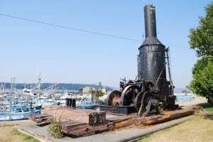 An old relic of a steam donkey at the shoreline park.  The name donkey dates back to the old seafaring days when an engine like this was used to load/offload vessels.  For the past 100 years, it's been a typical logging engine used to skid logs.